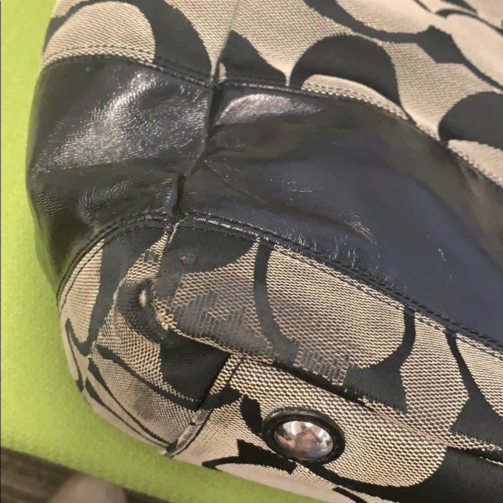 Large Coach Bag - Picture 7 of 7